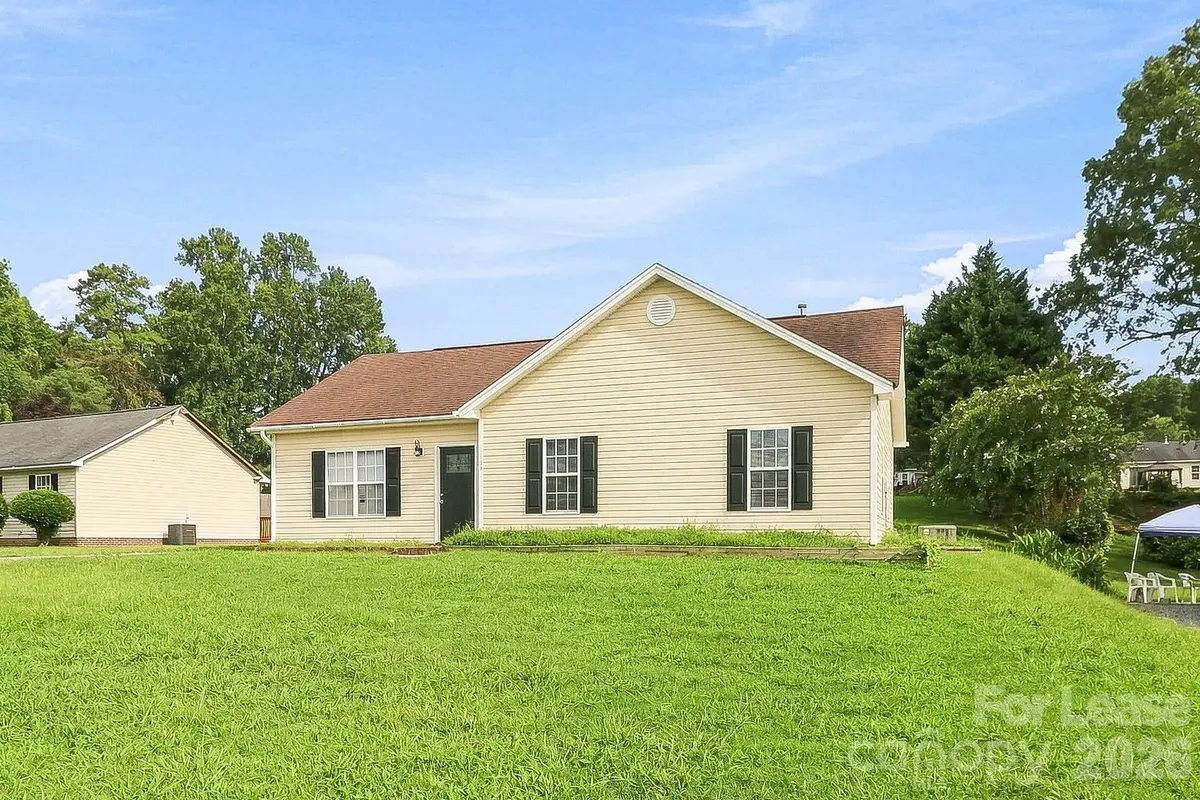 1109 Crescent WAY, Wingate, NC 28174