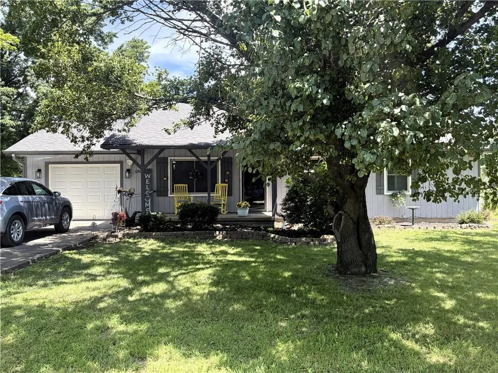 1302 Cumberland ST, Burlington, KS 66839