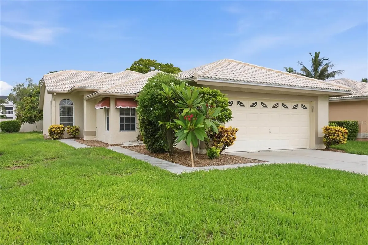 4738 DUNDEE DR, Bradenton, FL 34210