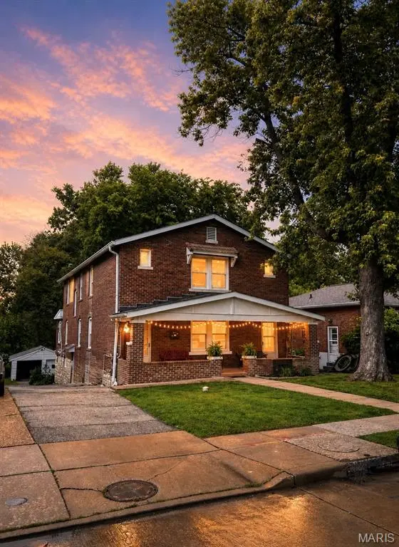 1807 Princeton PL, Richmond Heights, MO 63117