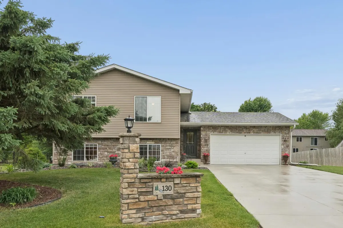 130 Dakota AVE, Elko New Market, MN 55054