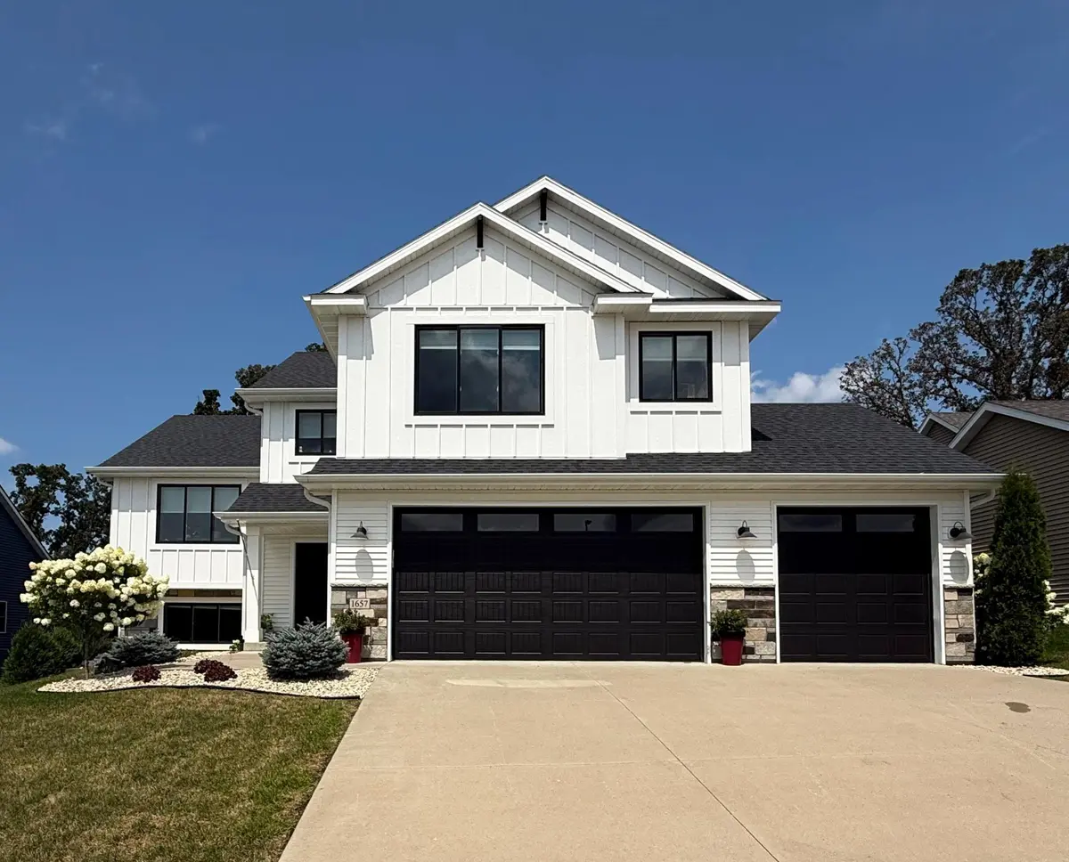 1657 Century Ridge LN NE, Rochester, MN 55906