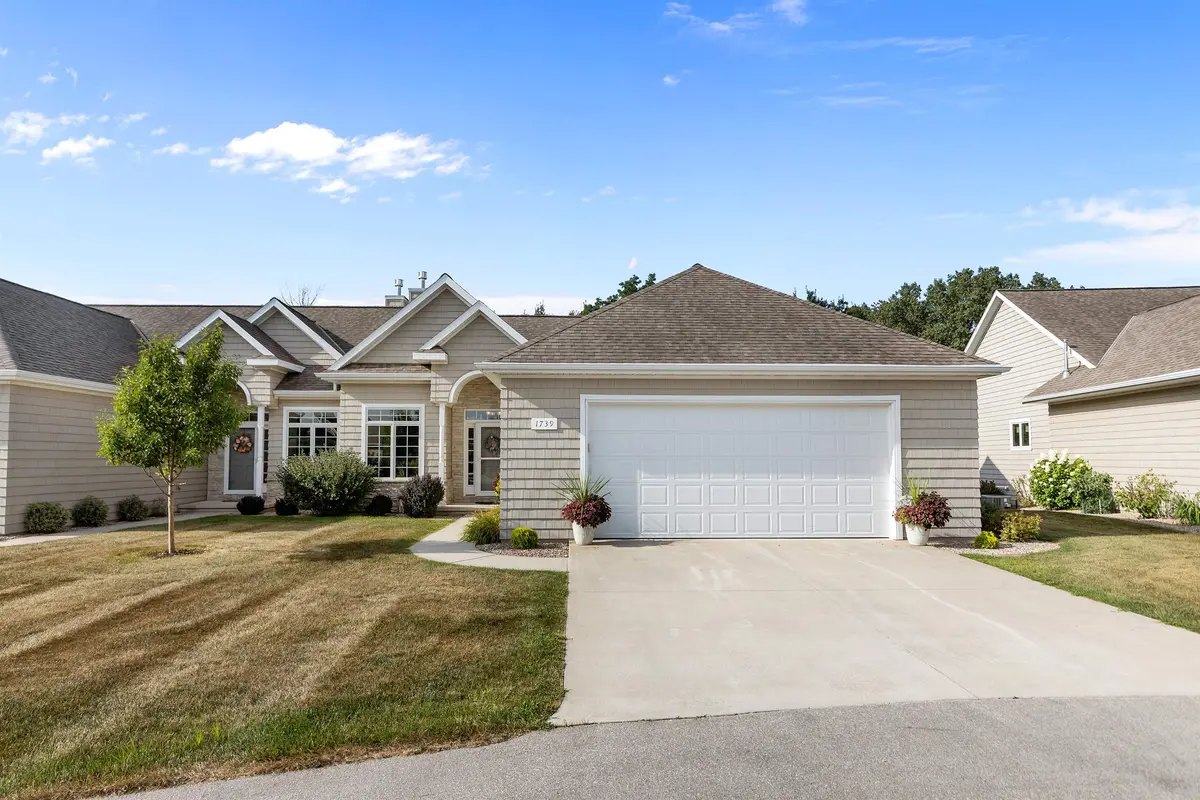 1739 REMINGTON RIDGE WAY, De Pere, WI 54115-9378