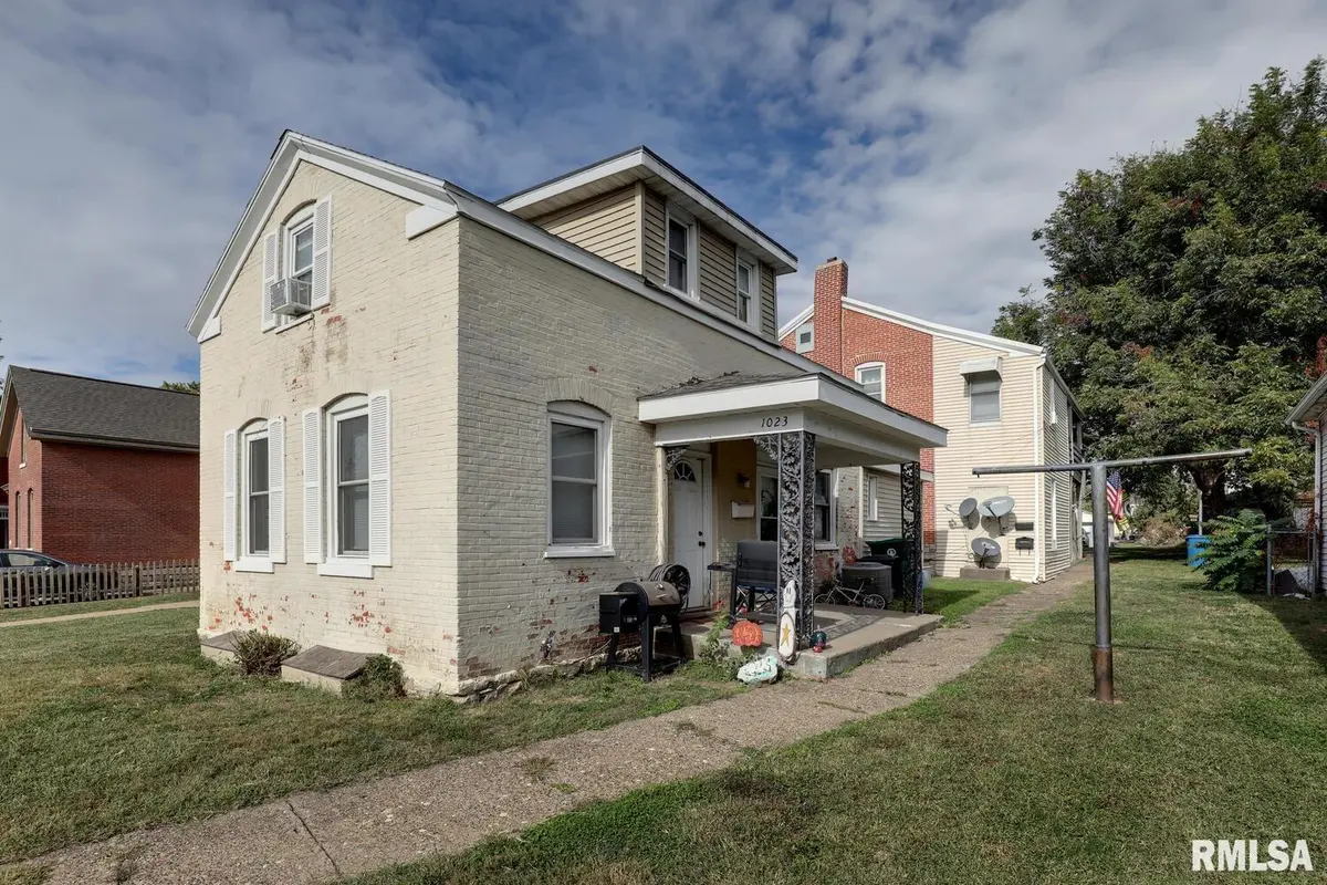 1023-1025 OHIO ST, Quincy, IL 62301