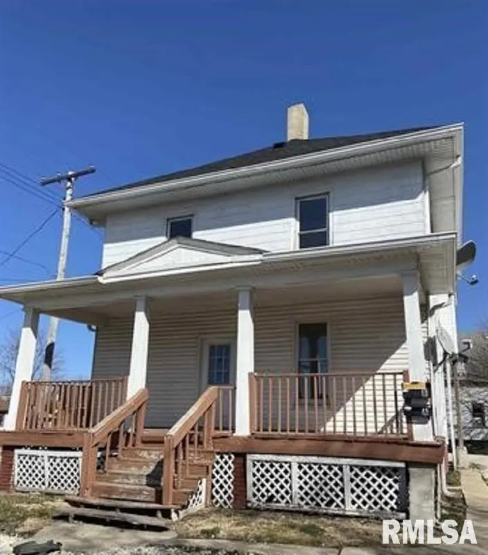 171 N 3RD ST, Canton, IL 61520