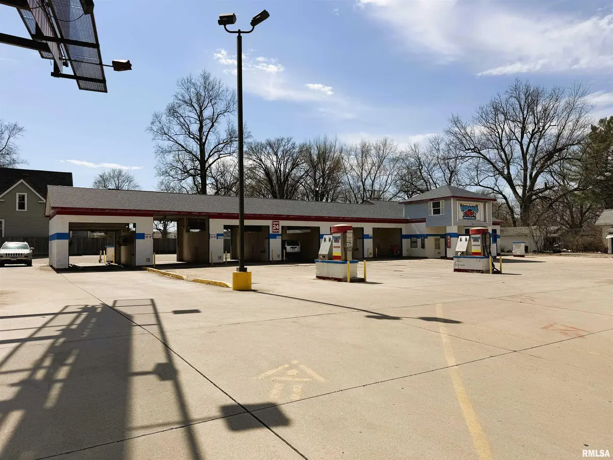 300 W North Grand AVE, Springfield, IL 62702