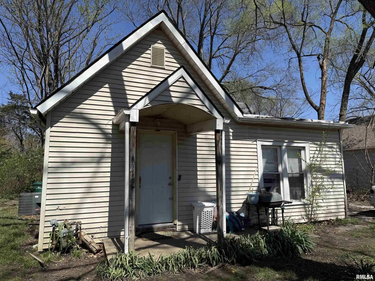 1713 E GLENN AVE, Springfield, IL 62703