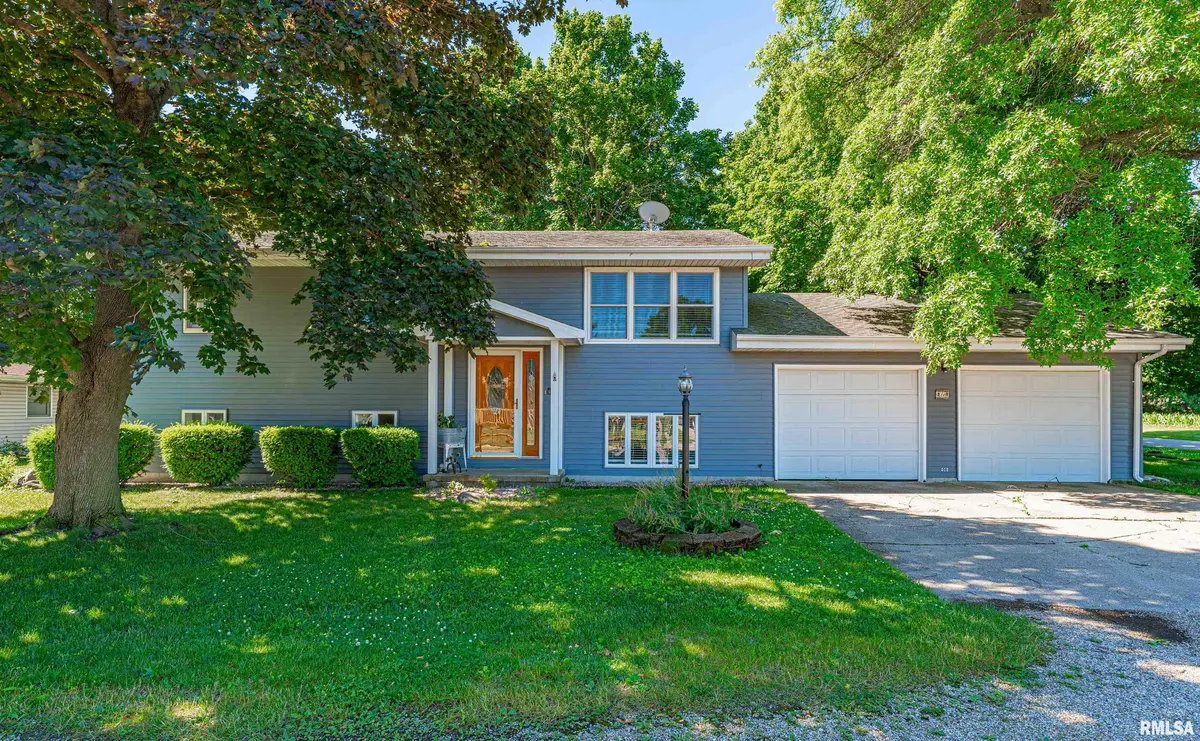 6 BENEDICT ST, Atlanta, IL 61723
