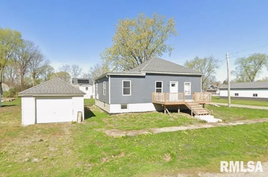 306 S Alkire ST, Greenview, IL 62642