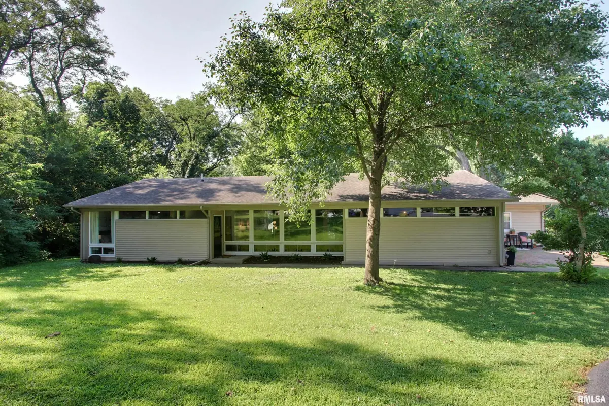 3036 Lincoln Hill SE ST, Quincy, IL 62301