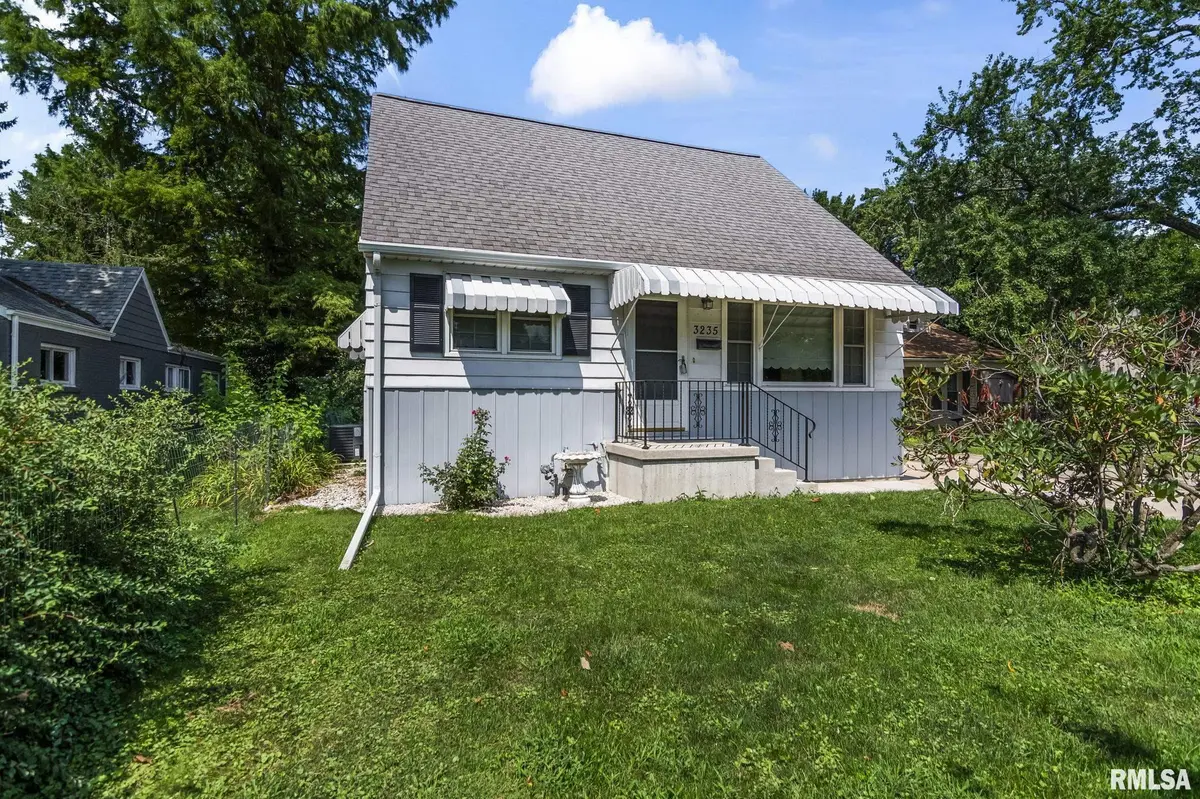 3235 S 3RD ST, Springfield, IL 62703