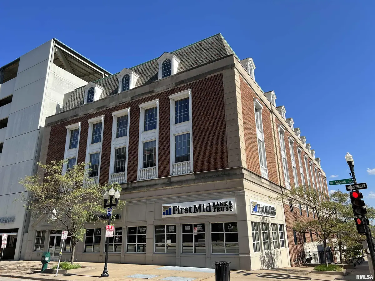 230 SW ADAMS ST #305, Peoria, IL 61602