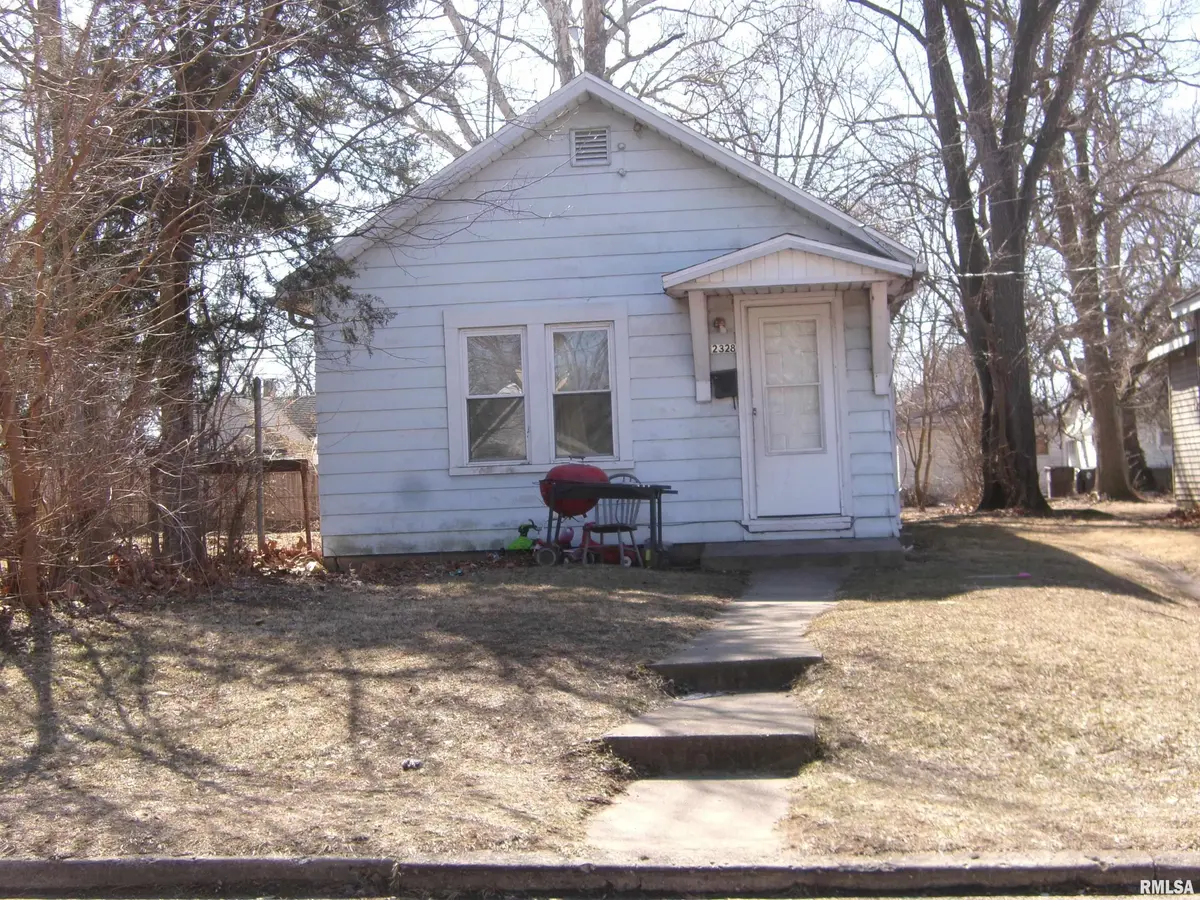 2328 W ANTOINETTE ST, Peoria, IL 61605