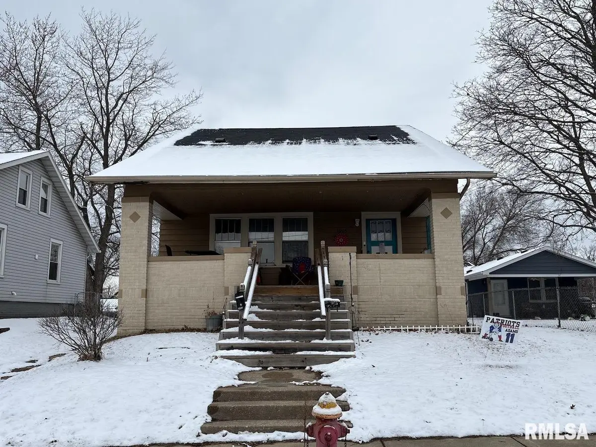 3905 N VINCENT AVE, Peoria Heights, IL 61616