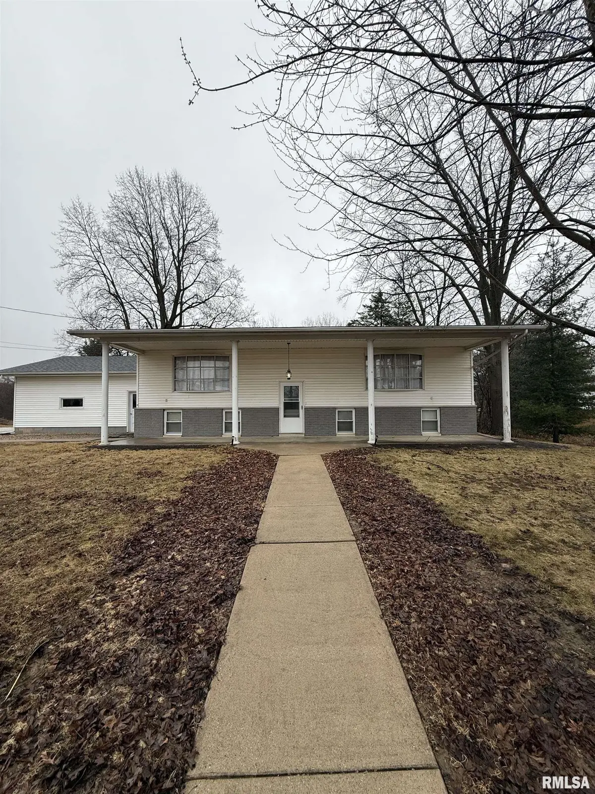 224 N JEFFERSON ST, Astoria, IL 61501