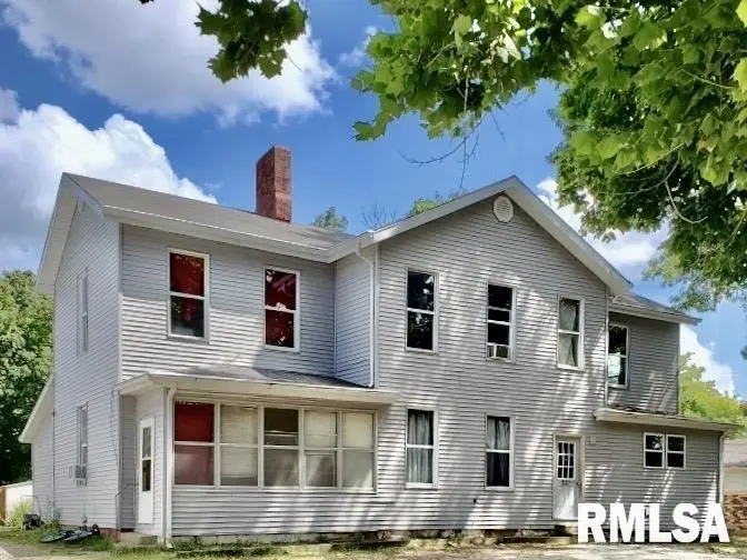 201 N ROSE ST, Elmwood, IL 61529