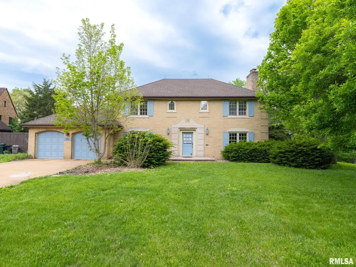 205 N KICKAPOO TER, Peoria, IL 61604