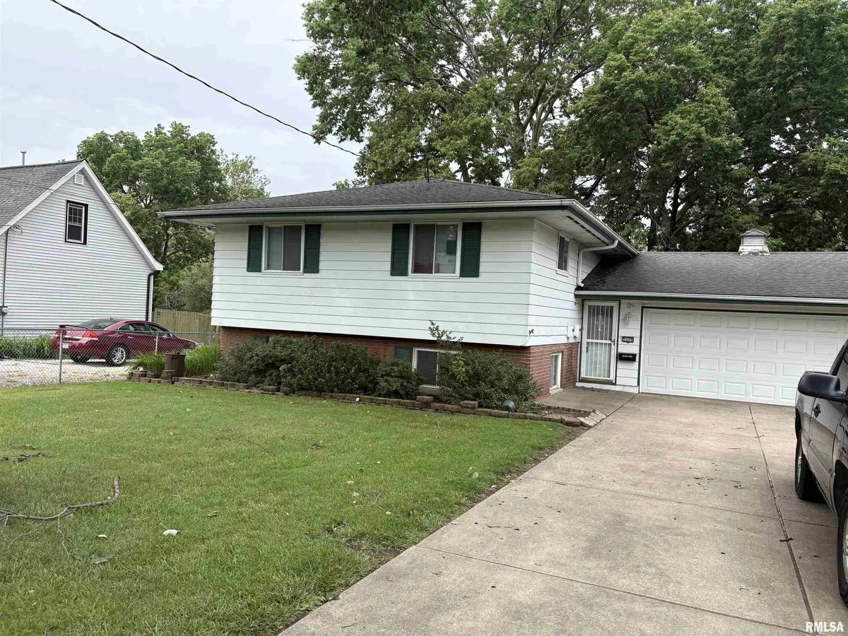 3409 N CALIFORNIA AVE #B, Peoria, IL 61603