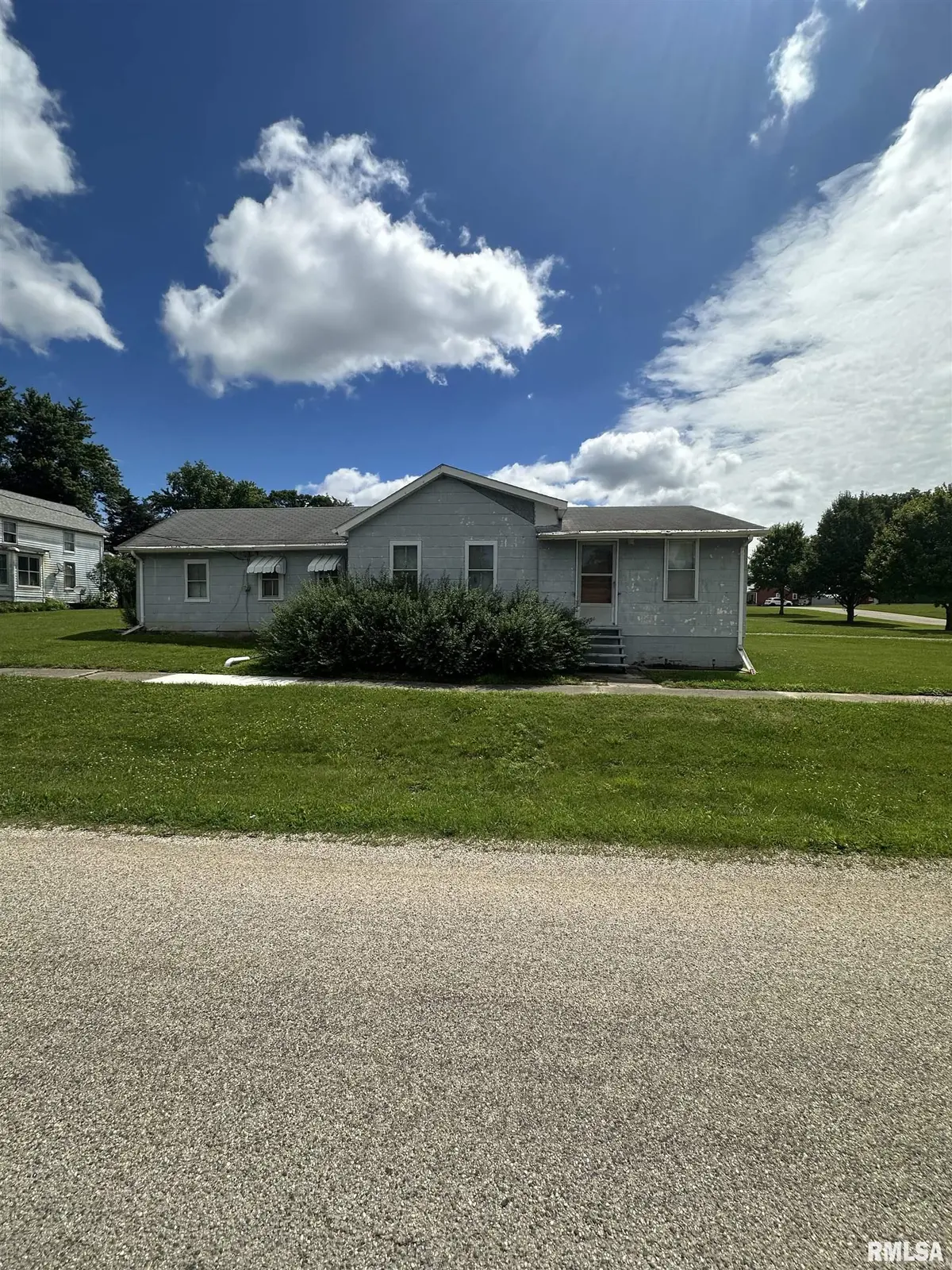 202 N MADISON ST, Washburn, IL 61570
