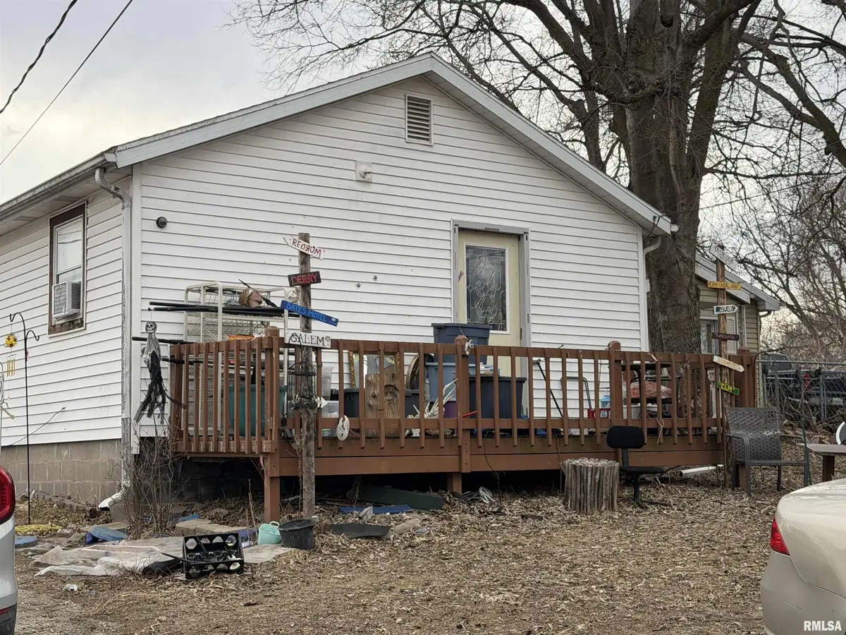1508 NORMAN DR, Pekin, IL 61554