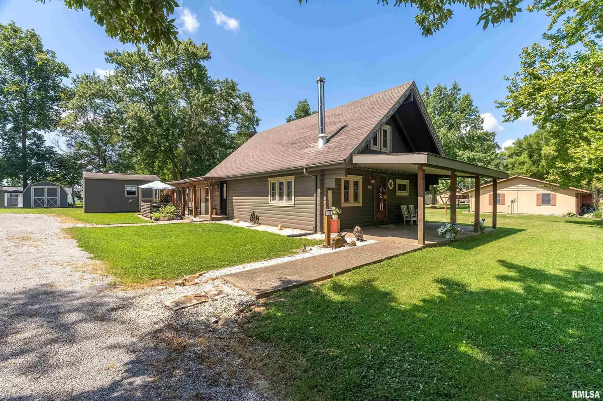 173 Arrowood Estate RD, Duquoin, IL 62832