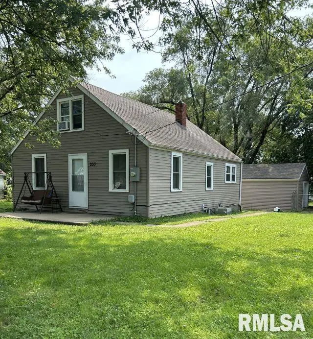233 STAHL AVE, Washington, IL 61571