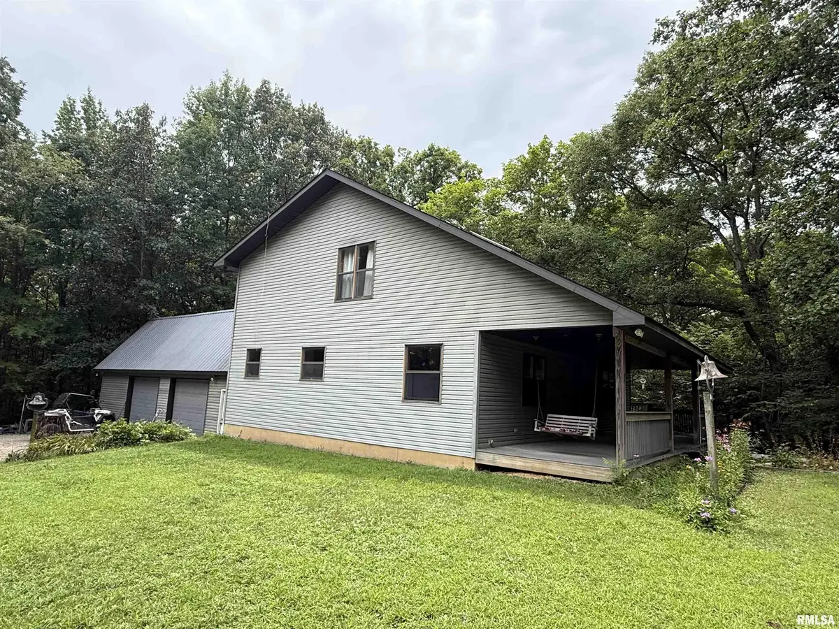 2368 Watt Hill RD, Murphysboro, IL 62966
