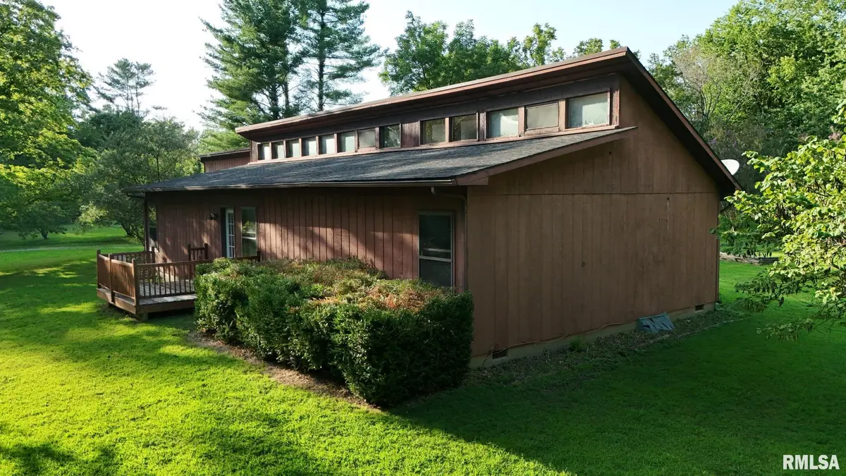 89 DOGWOOD RD, Murphysboro, IL 62966