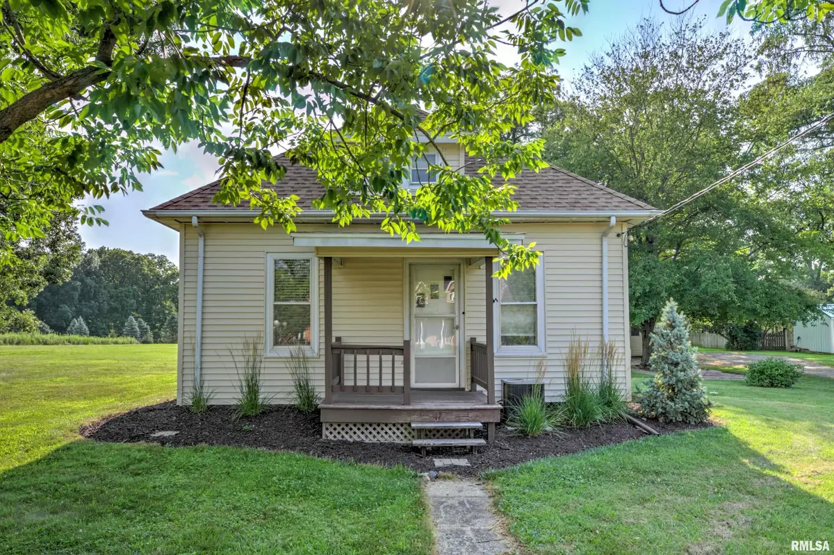 1112 OAKWOOD RD, East Peoria, IL 61611