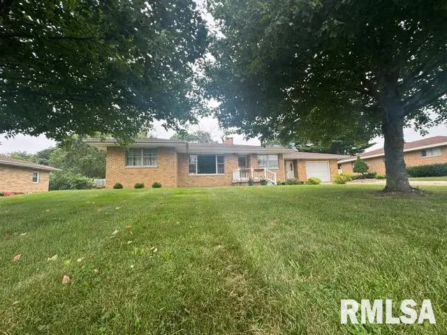 507 N SCHOOL ST, Minier, IL 61759