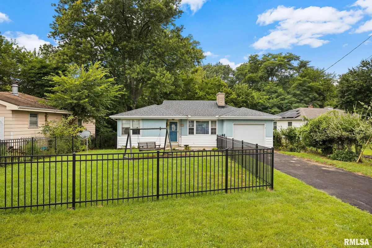 715 N LIMESTONE LN, Peoria, IL 61604