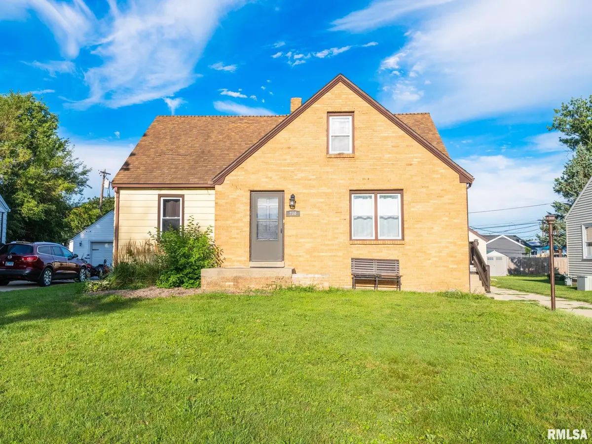 200 WILLIAM ST, East Peoria, IL 61611