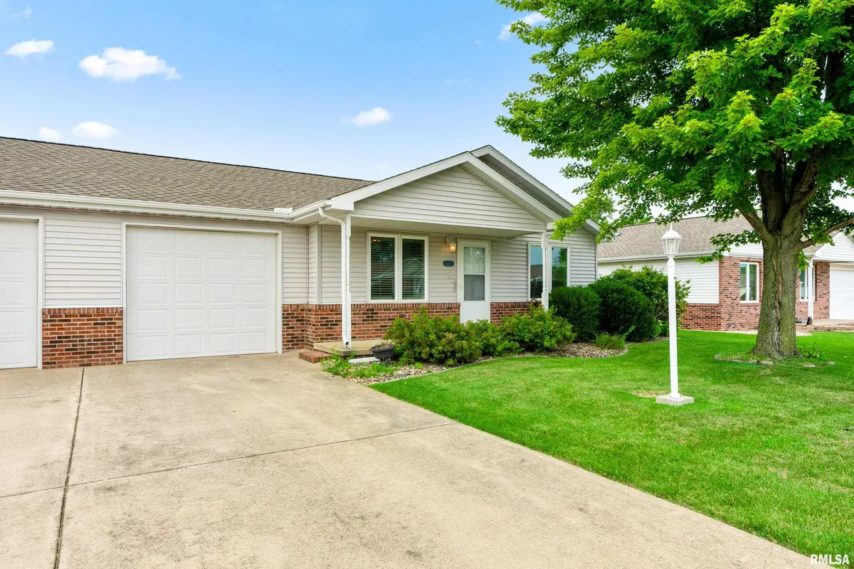 207 EASY ST, Washington, IL 61571