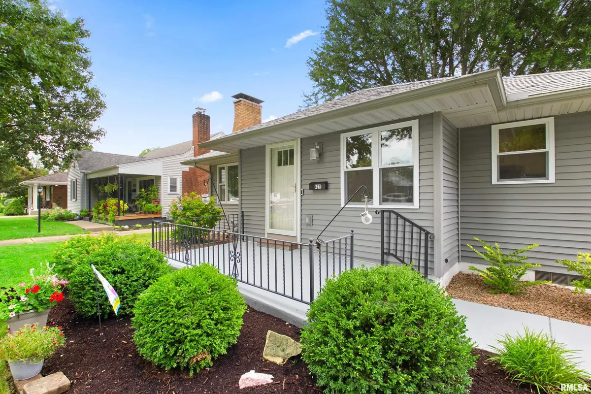 421 W FLORENCE AVE, Peoria, IL 61604