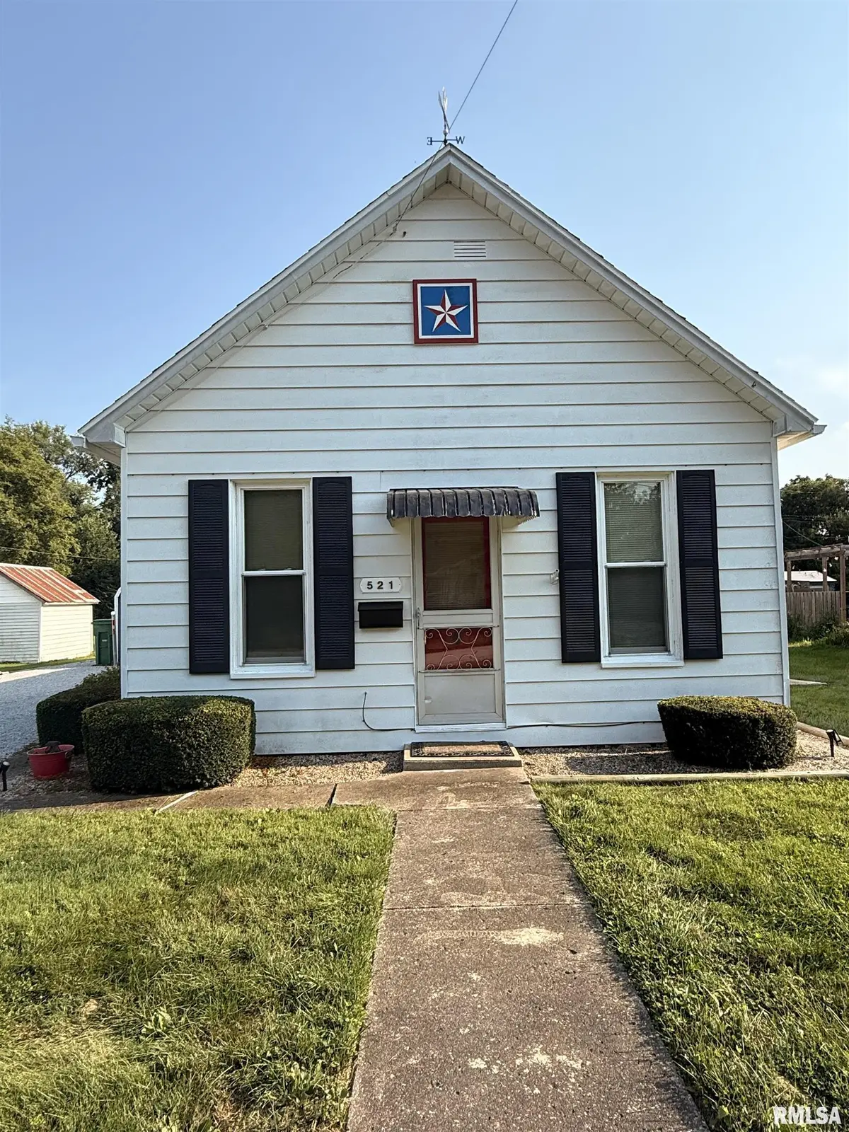 521 W CHASE ST, Macomb, IL 61455