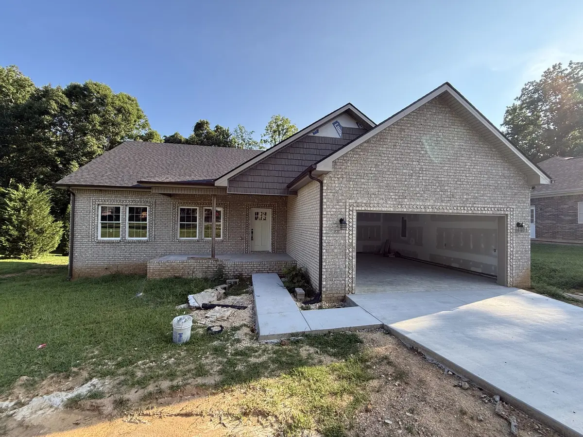 105 Lab Dr, Buchanan, TN 38222