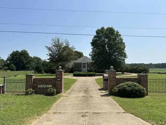 4925 STATE ROUTE Hwy 225, Henderson, TN 38340