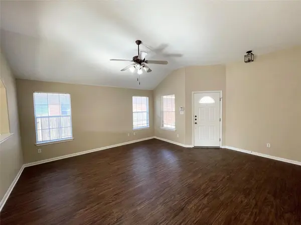 4423 Meadowside LN, Round Rock, TX 78665