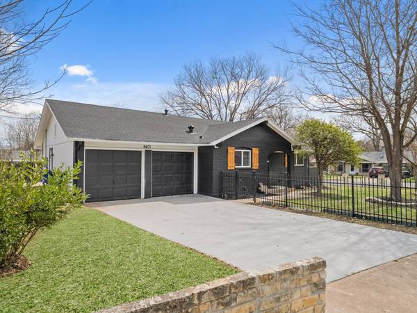 8401 Staunton DR, Austin, TX 78758