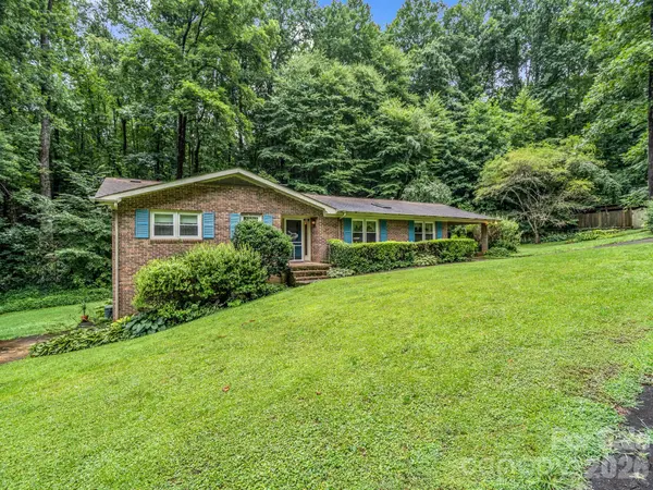 103 Maplewood LN, Marion, NC 28752