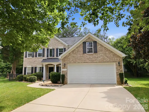 16106 Cloverleaf CT, Charlotte, NC 28277