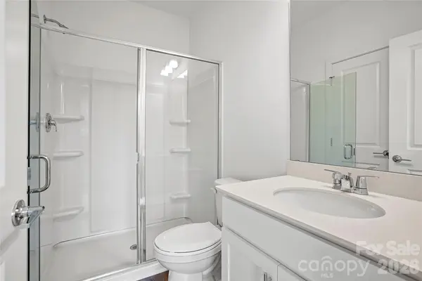 1009 Revival ROW, Charlotte, NC 28208