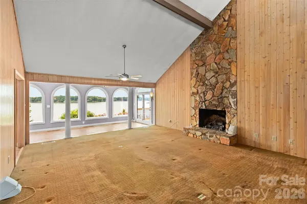 248 Periwinkle LN, Lexington, NC 27292