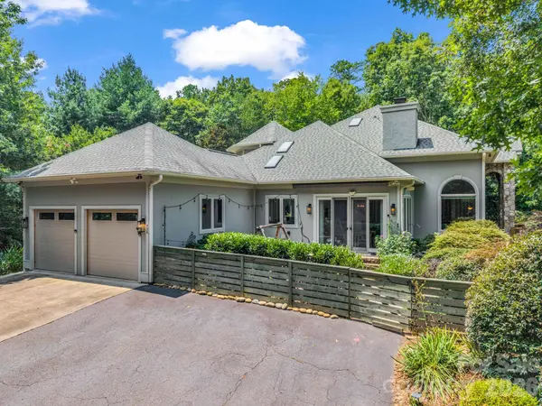 556 Quail Ridge BLVD, Lake Lure, NC 28746