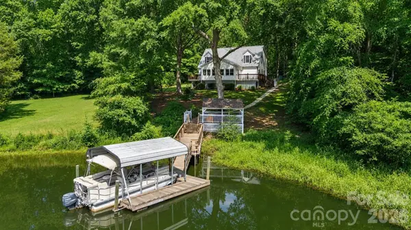 8137 Rowe ST, Catawba, NC 28609