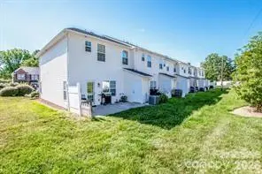 4151 Kenton Glenn CT NW, Concord, NC 28027