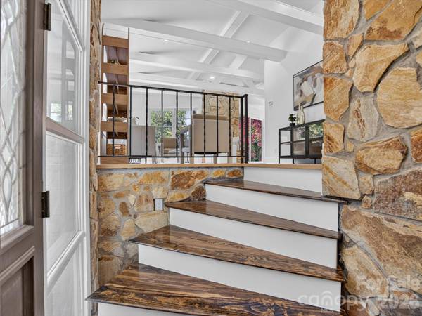 2532 Sam Newell RD, Matthews, NC 28105