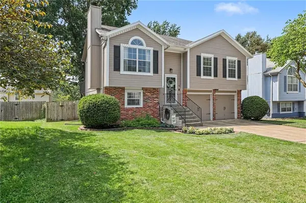 5 NW 111th TER, Kansas City, MO 64155