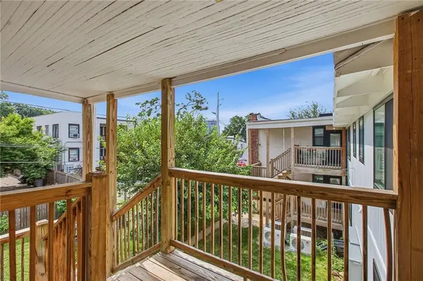 4335 Mercier ST, Kansas City, MO 64111