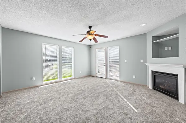 15355 NW 123rd ST, Platte City, MO 64079